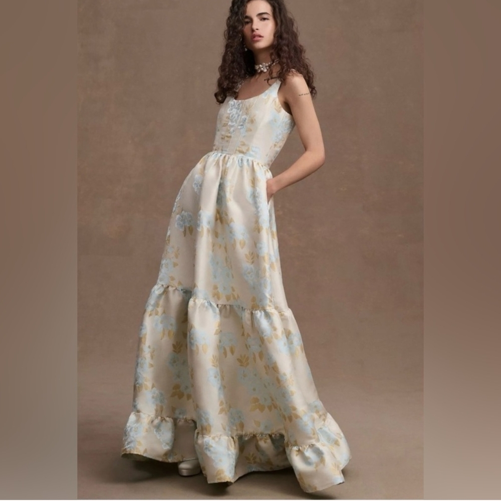 NWT V. Chapman Dress Avery, Ice Cream